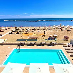 You&me Hotel Rimini
